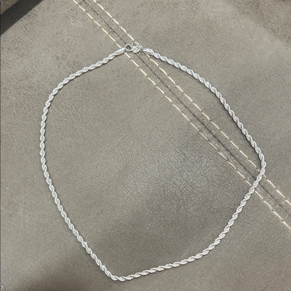 Elegant Silver Rope Chain Necklace